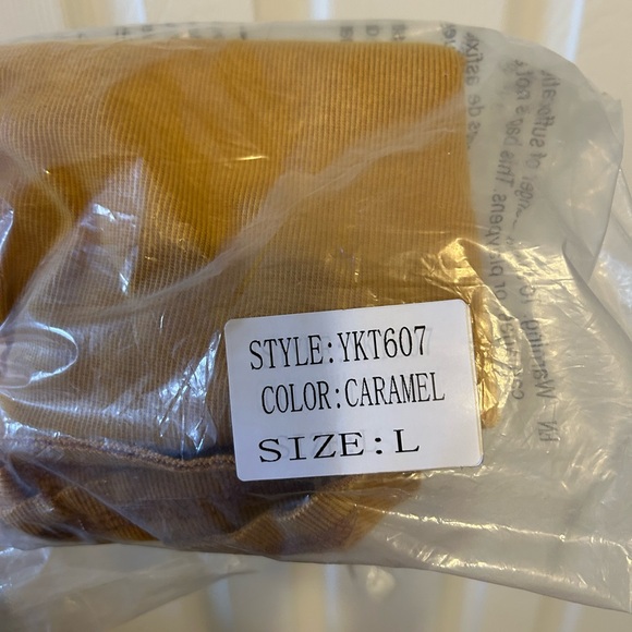 New P.O.L. Caramel Distressed Sleeveless Top - large - Picture 5 of 5